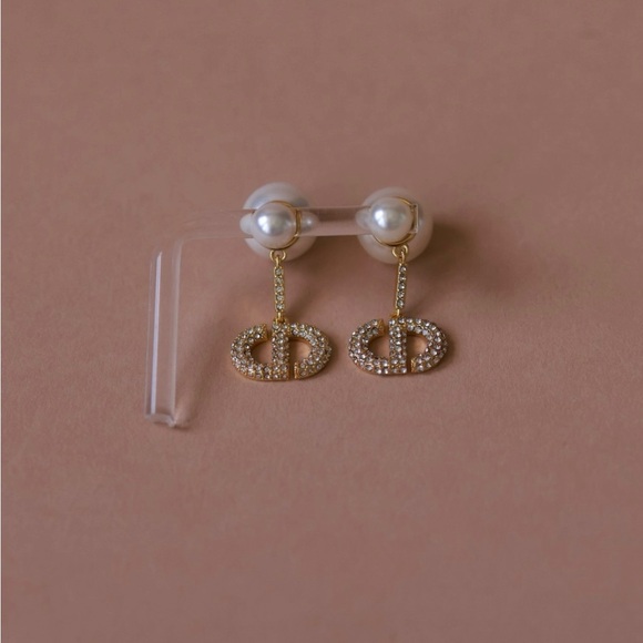 Dior Gold and Pearl Earrings - Picture 1 of 5